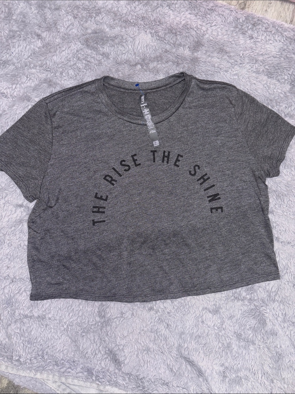 Vuori Gray Graphic Crop Co Tee - 'The Rise The Shine' Arc